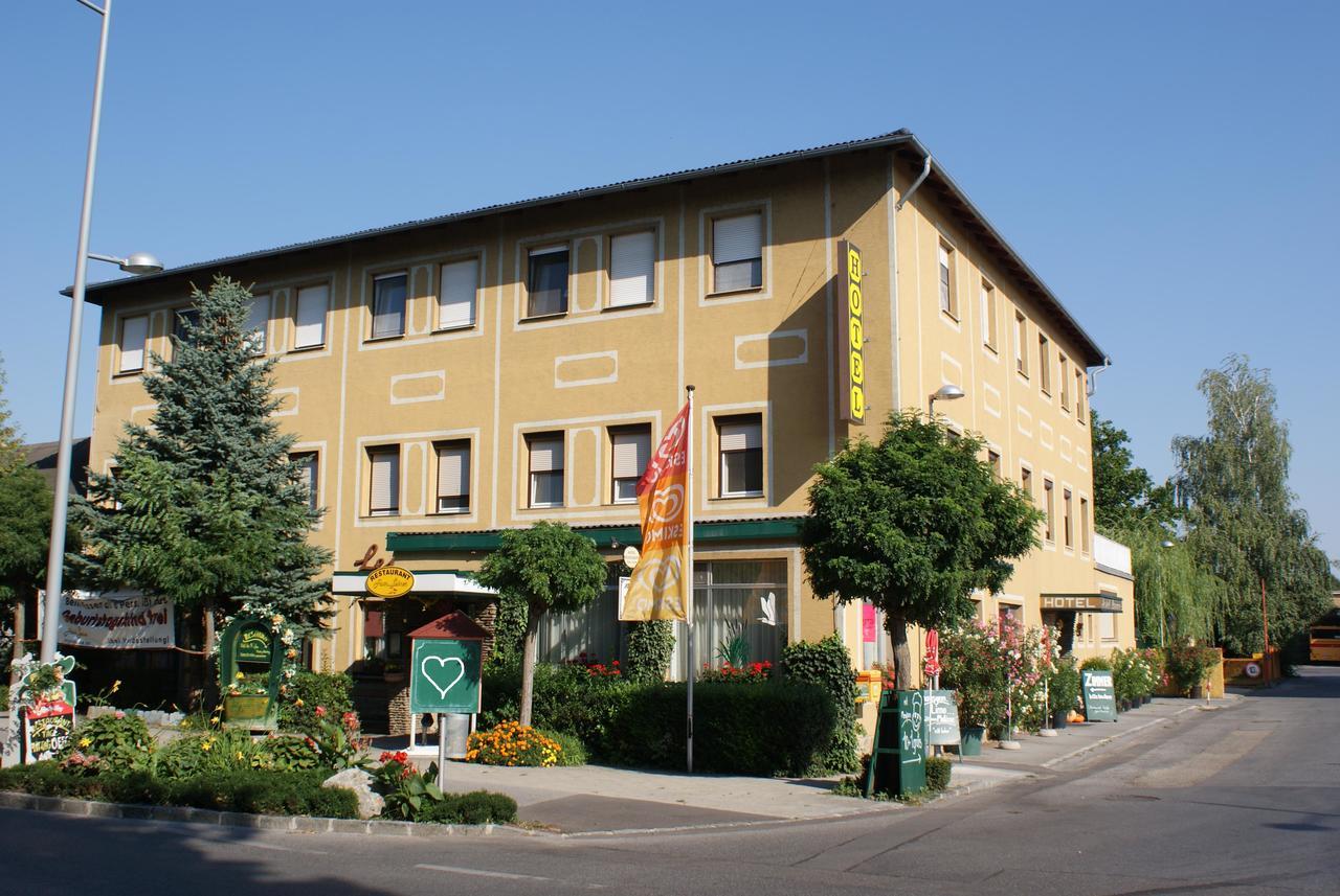 Hotel Pension Leiner Neusiedl am See Εξωτερικό φωτογραφία