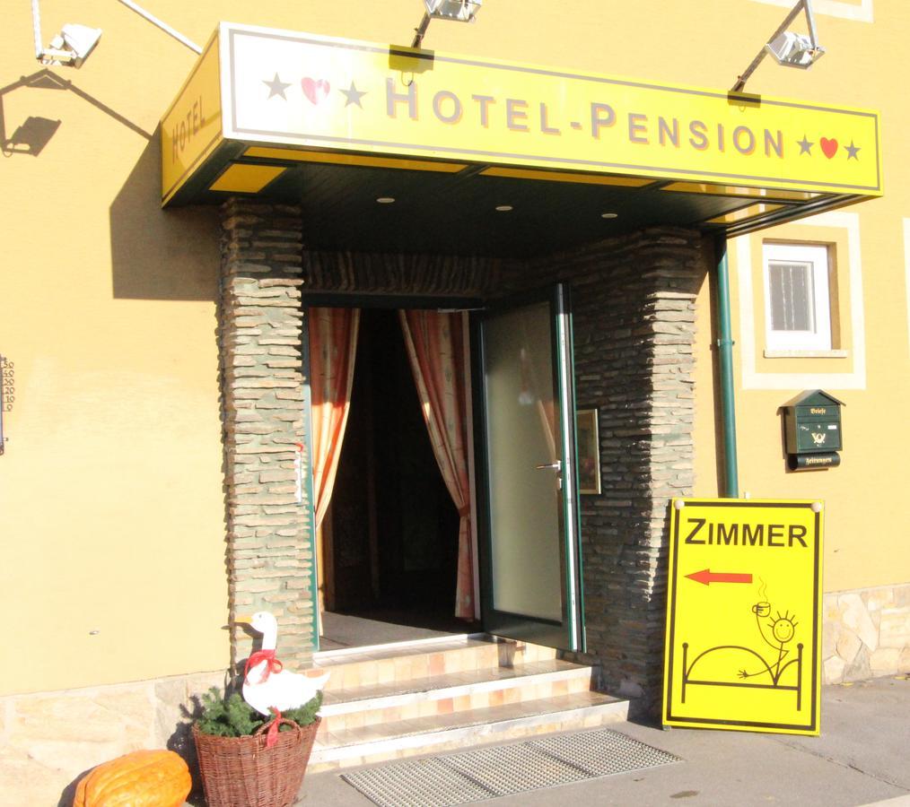 Hotel Pension Leiner Neusiedl am See Εξωτερικό φωτογραφία