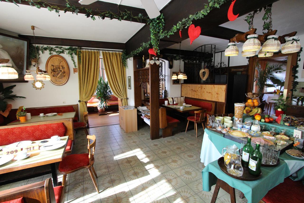 Hotel Pension Leiner Neusiedl am See Εξωτερικό φωτογραφία